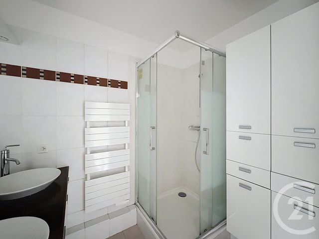 Appartement F3 &agrave; louer - 3 pi&egrave;ces - 66,98 m2 - Ivry Sur Seine - 94 - ILE-DE-FRANCE