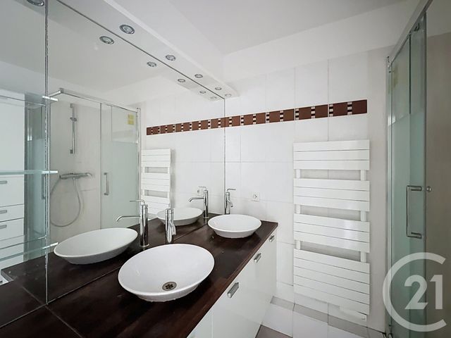 Appartement F3 &agrave; louer - 3 pi&egrave;ces - 66,98 m2 - Ivry Sur Seine - 94 - ILE-DE-FRANCE