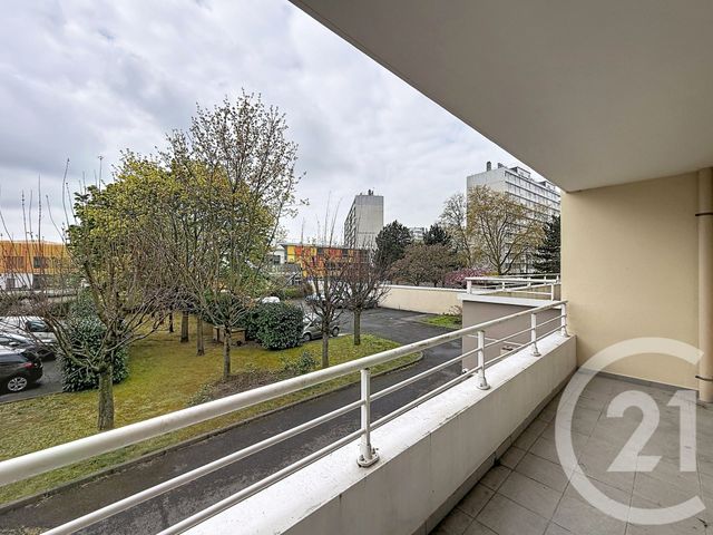 Appartement F3 &agrave; louer - 3 pi&egrave;ces - 66,98 m2 - Ivry Sur Seine - 94 - ILE-DE-FRANCE