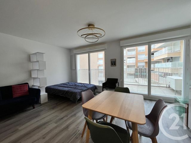 Appartement Studio &agrave; louer - 1 pi&egrave;ce - 34,83 m2 - Ivry Sur Seine - 94 - ILE-DE-FRANCE