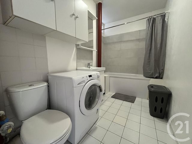 Appartement F2 &agrave; louer - 2 pi&egrave;ces - 39,25 m2 - Ivry Sur Seine - 94 - ILE-DE-FRANCE