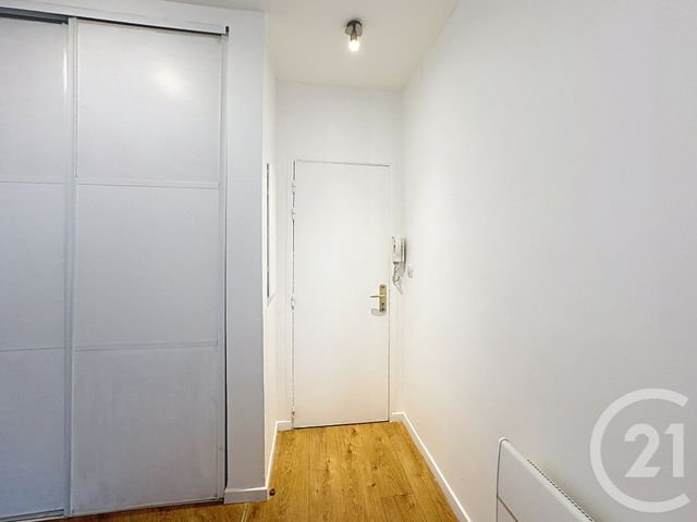 Appartement T2 &agrave; louer - 2 pi&egrave;ces - 41,16 m2 - Ivry Sur Seine - 94 - ILE-DE-FRANCE