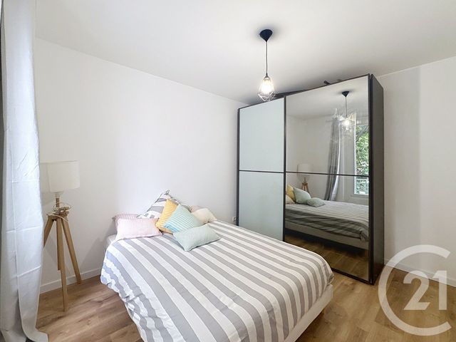 Appartement T2 &agrave; louer - 2 pi&egrave;ces - 41,16 m2 - Ivry Sur Seine - 94 - ILE-DE-FRANCE