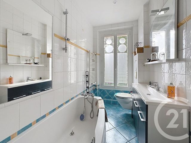 Appartement T2 &agrave; louer - 2 pi&egrave;ces - 41,16 m2 - Ivry Sur Seine - 94 - ILE-DE-FRANCE