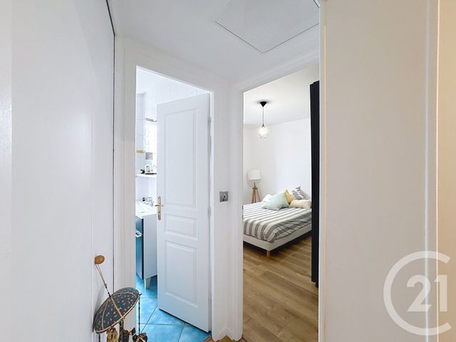 Appartement T2 &agrave; louer - 2 pi&egrave;ces - 41,16 m2 - Ivry Sur Seine - 94 - ILE-DE-FRANCE