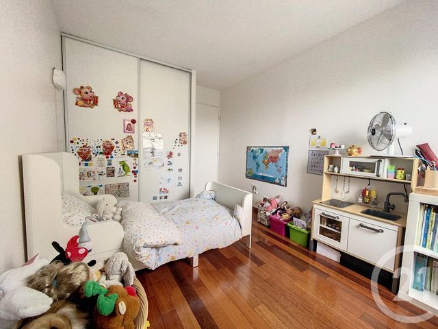 Appartement F4 &agrave; louer - 4 pi&egrave;ces - 106,63 m2 - Ivry Sur Seine - 94 - ILE-DE-FRANCE