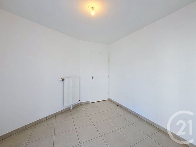 Appartement F3 &agrave; louer - 3 pi&egrave;ces - 66,30 m2 - Ivry Sur Seine - 94 - ILE-DE-FRANCE