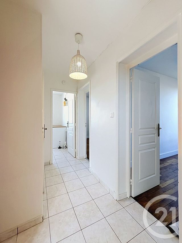 Appartement F2 &agrave; louer - 2 pi&egrave;ces - 37,35 m2 - Vitry Sur Seine - 94 - ILE-DE-FRANCE