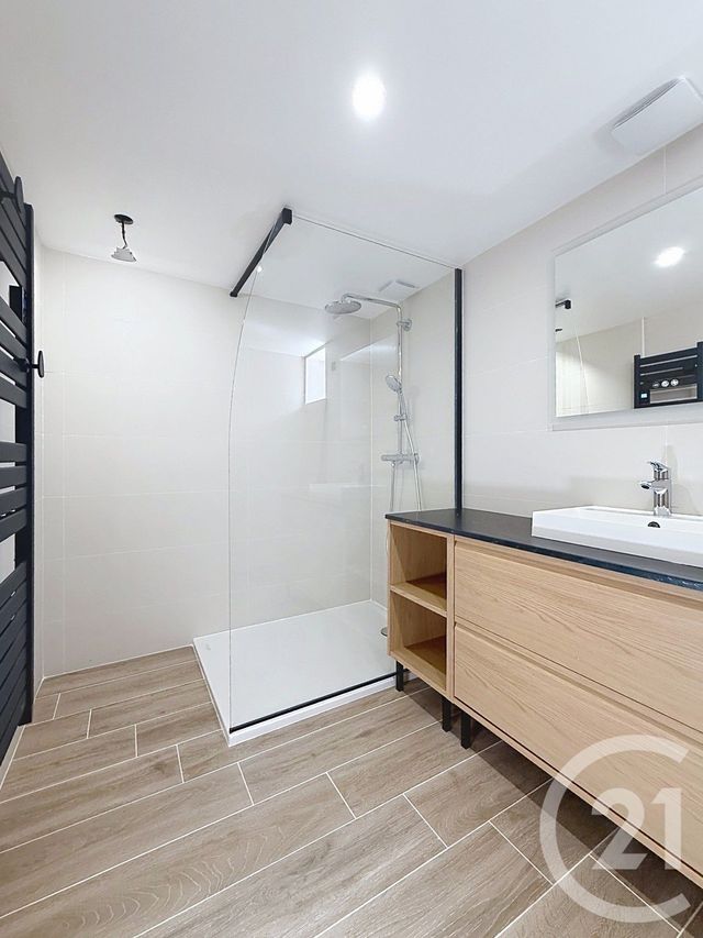Maison &agrave; louer - 3 pi&egrave;ces - 45,36 m2 - Vitry Sur Seine - 94 - ILE-DE-FRANCE