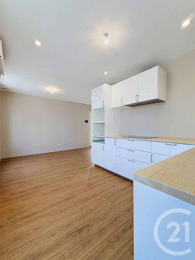 Maison &agrave; louer - 3 pi&egrave;ces - 45,36 m2 - Vitry Sur Seine - 94 - ILE-DE-FRANCE