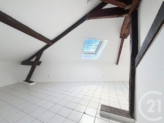 Appartement F1 &agrave; louer - 1 pi&egrave;ce - 13,64 m2 - Ivry Sur Seine - 94 - ILE-DE-FRANCE