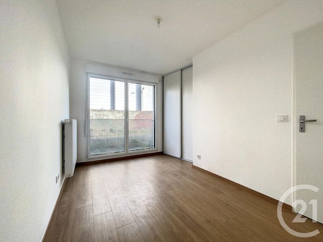 Appartement F3 &agrave; louer - 3 pi&egrave;ces - 70,75 m2 - Ivry Sur Seine - 94 - ILE-DE-FRANCE
