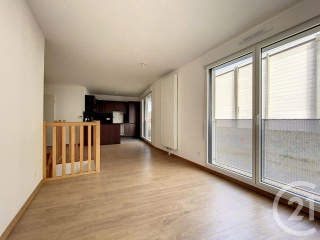 Appartement F3 &agrave; louer - 3 pi&egrave;ces - 70,75 m2 - Ivry Sur Seine - 94 - ILE-DE-FRANCE