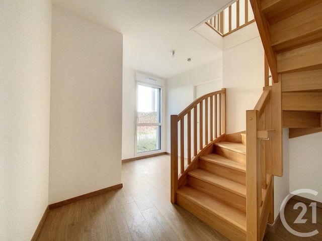 Appartement F3 &agrave; louer - 3 pi&egrave;ces - 70,75 m2 - Ivry Sur Seine - 94 - ILE-DE-FRANCE