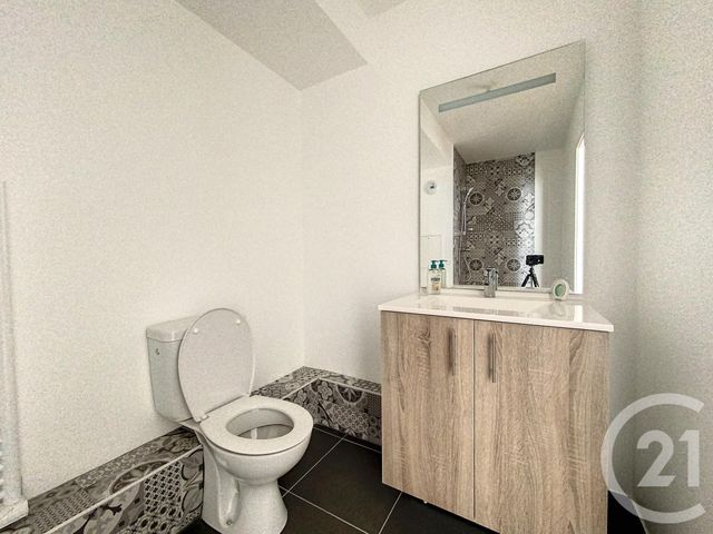 Appartement F3 &agrave; louer - 3 pi&egrave;ces - 70,75 m2 - Ivry Sur Seine - 94 - ILE-DE-FRANCE