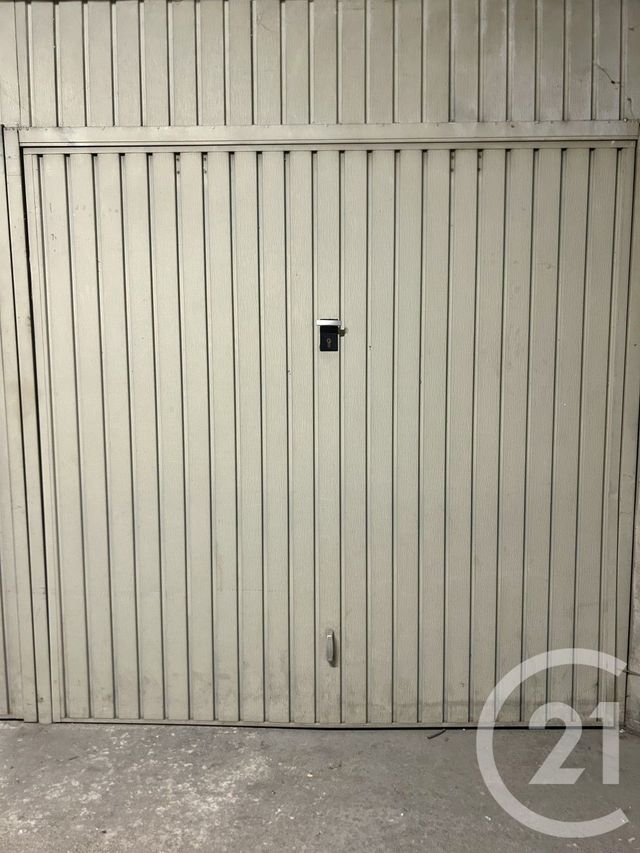 parking - IVRY SUR SEINE - 94