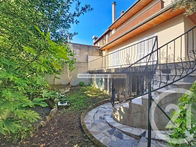 Maison &agrave; vendre - 6 pi&egrave;ces - 198,84 m2 - Ivry Sur Seine - 94 - ILE-DE-FRANCE
