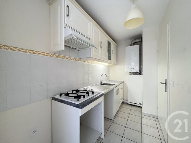 Appartement F2 à vendre - 2 pièces - 47,04 m2 - Elancourt - 78 - ILE-DE-FRANCE