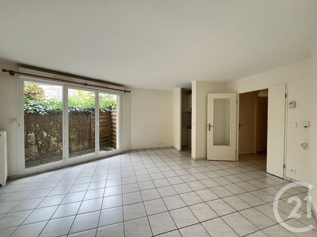 Appartement F2 à vendre - 2 pièces - 47,04 m2 - Elancourt - 78 - ILE-DE-FRANCE
