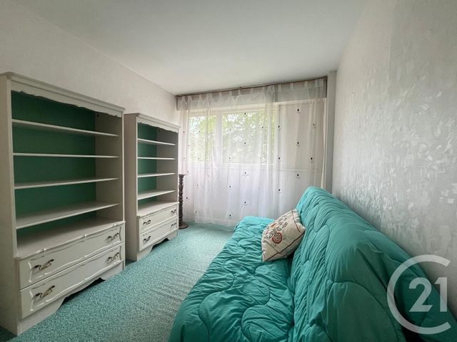 Appartement F3 à vendre - 3 pièces - 74,35 m2 - Maurepas - 78 - ILE-DE-FRANCE