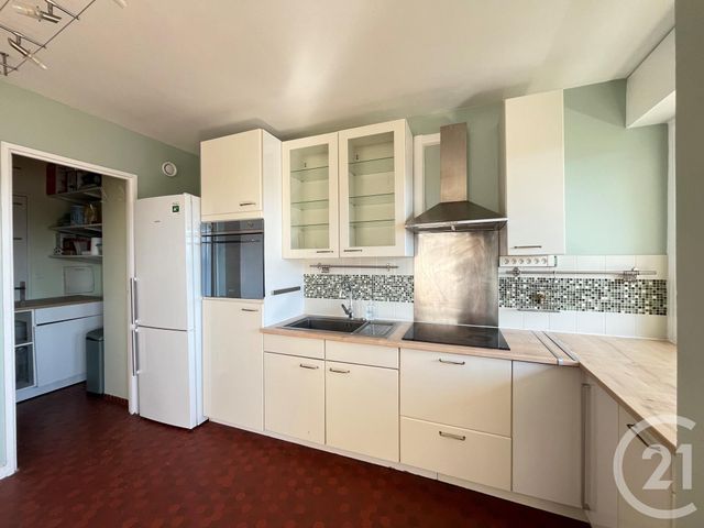 Appartement F5 à vendre - 5 pièces - 93,54 m2 - Elancourt - 78 - ILE-DE-FRANCE