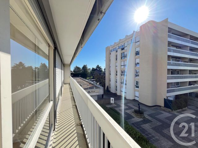 Appartement F5 à vendre - 5 pièces - 93,54 m2 - Elancourt - 78 - ILE-DE-FRANCE