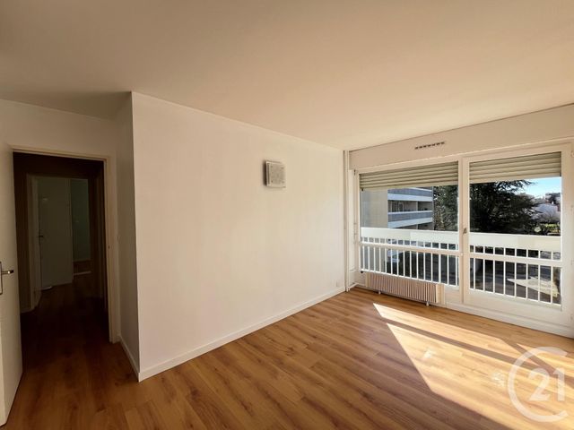 Appartement F5 à vendre - 5 pièces - 93,54 m2 - Elancourt - 78 - ILE-DE-FRANCE