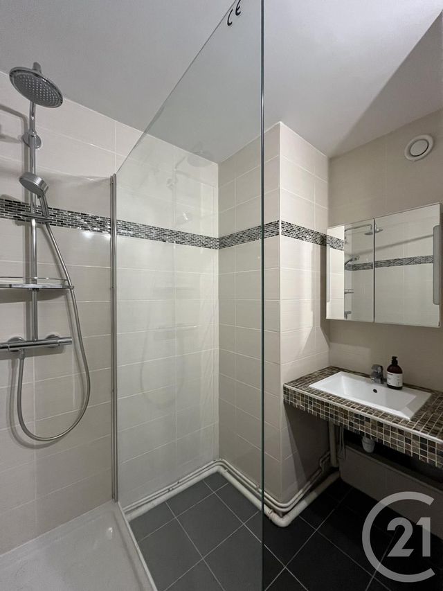 Appartement F5 à vendre - 5 pièces - 93,54 m2 - Elancourt - 78 - ILE-DE-FRANCE