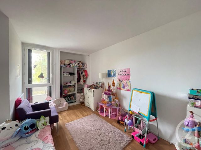 Appartement F3 à vendre - 3 pièces - 67,89 m2 - Elancourt - 78 - ILE-DE-FRANCE