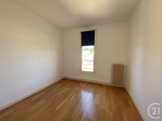 Appartement F3 à vendre - 3 pièces - 75,60 m2 - Maurepas - 78 - ILE-DE-FRANCE