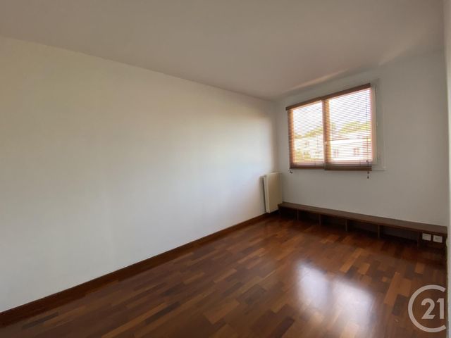 Appartement F3 à vendre - 3 pièces - 75,60 m2 - Maurepas - 78 - ILE-DE-FRANCE