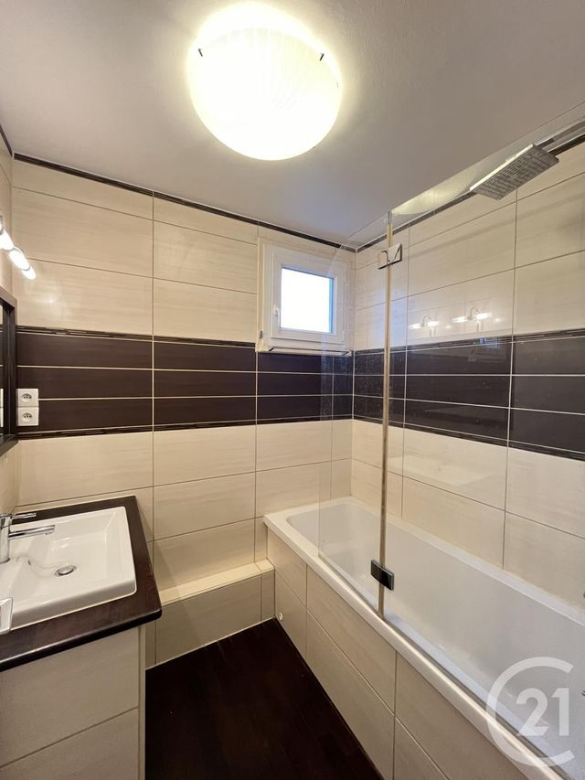 Appartement F3 à vendre - 3 pièces - 75,60 m2 - Maurepas - 78 - ILE-DE-FRANCE