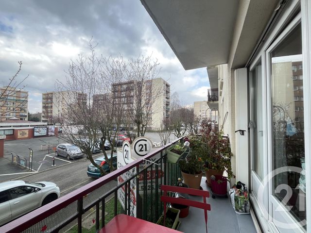 Appartement F3 à vendre - 3 pièces - 72 m2 - Maurepas - 78 - ILE-DE-FRANCE