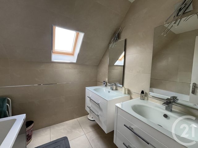 Maison à vendre - 7 pièces - 186,21 m2 - Maurepas - 78 - ILE-DE-FRANCE