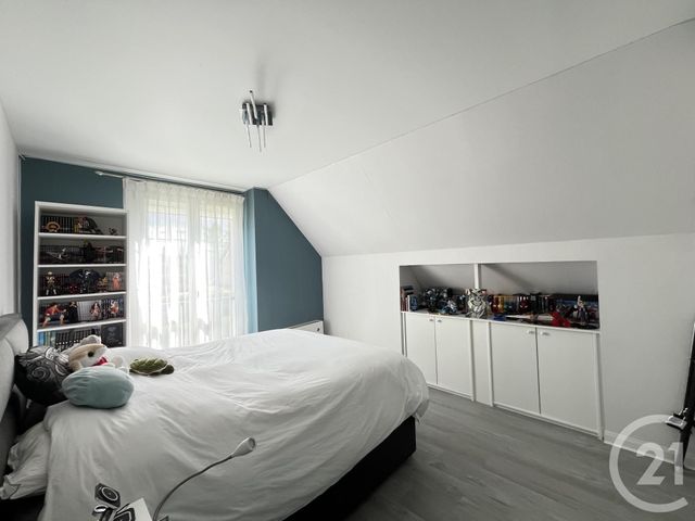 Maison à vendre - 7 pièces - 186,21 m2 - Maurepas - 78 - ILE-DE-FRANCE