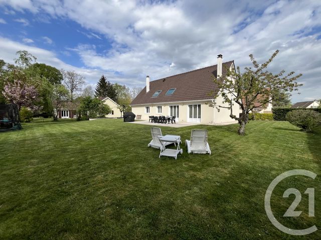 Maison à vendre - 7 pièces - 186,21 m2 - Maurepas - 78 - ILE-DE-FRANCE