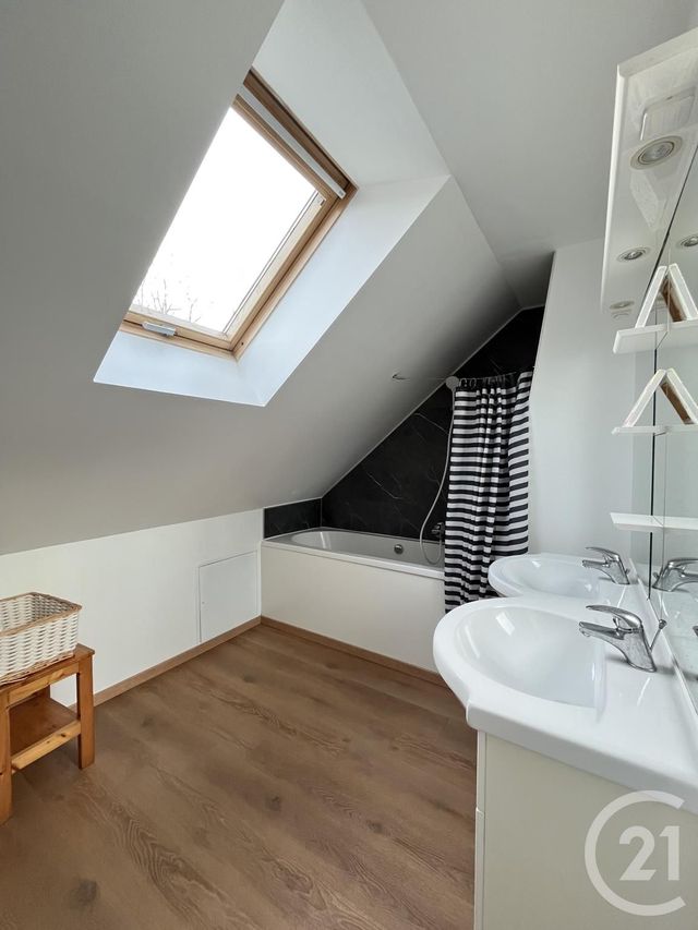 Maison &agrave; vendre - 7 pi&egrave;ces - 175 m2 - Le Mesnil St Denis - 78 - ILE-DE-FRANCE