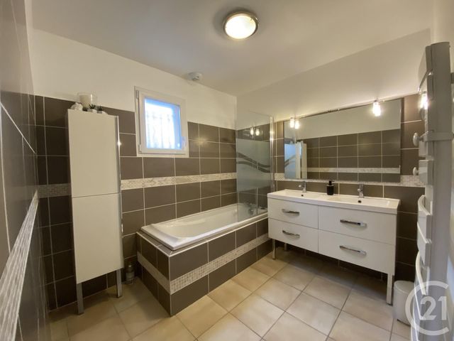 Maison &agrave; vendre - 7 pi&egrave;ces - 217 m2 - Maurepas - 78 - ILE-DE-FRANCE