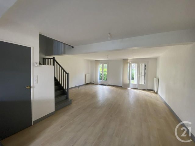 Maison &agrave; louer - 4 pi&egrave;ces - 110,56 m2 - Elancourt - 78 - ILE-DE-FRANCE