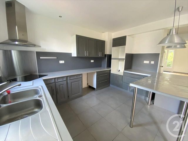 Maison &agrave; louer - 4 pi&egrave;ces - 110,56 m2 - Elancourt - 78 - ILE-DE-FRANCE