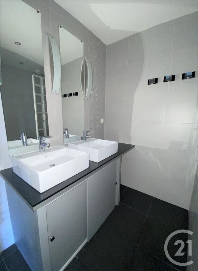 Maison &agrave; louer - 4 pi&egrave;ces - 110,56 m2 - Elancourt - 78 - ILE-DE-FRANCE