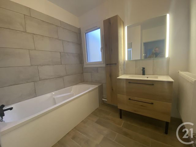 Appartement F3 &agrave; louer - 3 pi&egrave;ces - 67 m2 - Maurepas - 78 - ILE-DE-FRANCE