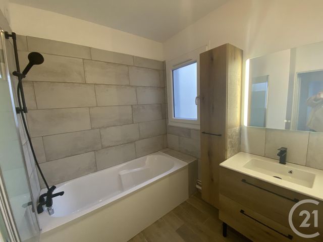 Appartement F3 &agrave; louer - 3 pi&egrave;ces - 67 m2 - Maurepas - 78 - ILE-DE-FRANCE