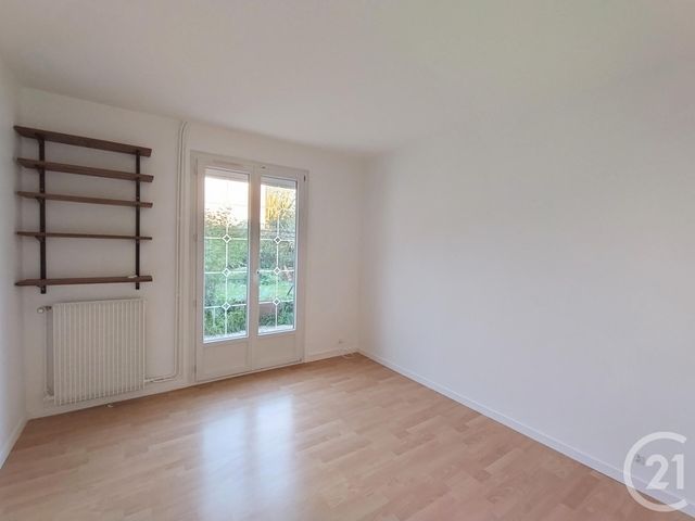 Maison &agrave; louer - 5 pi&egrave;ces - 129,30 m2 - Maurepas - 78 - ILE-DE-FRANCE