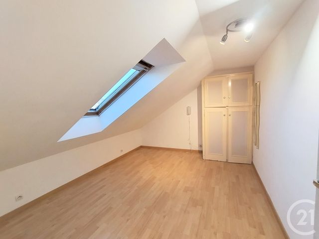 Maison &agrave; louer - 5 pi&egrave;ces - 129,30 m2 - Maurepas - 78 - ILE-DE-FRANCE