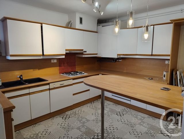 Maison &agrave; louer - 5 pi&egrave;ces - 129,30 m2 - Maurepas - 78 - ILE-DE-FRANCE