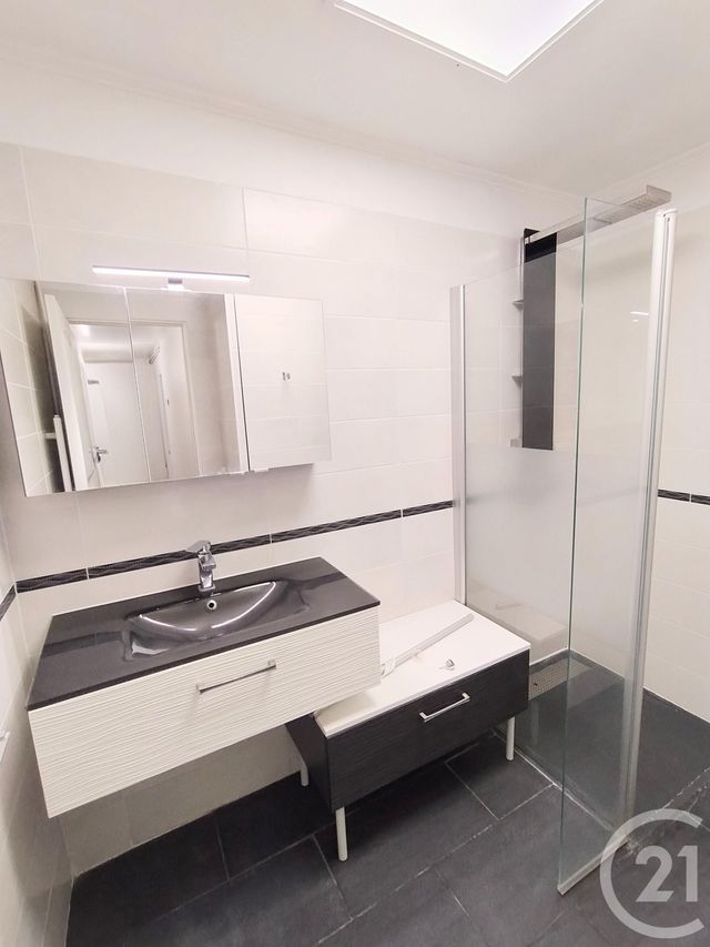 Maison &agrave; louer - 5 pi&egrave;ces - 129,30 m2 - Maurepas - 78 - ILE-DE-FRANCE