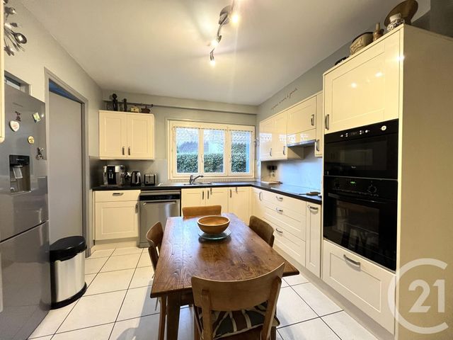 Maison &agrave; vendre - 7 pi&egrave;ces - 140 m2 - Maurepas - 78 - ILE-DE-FRANCE