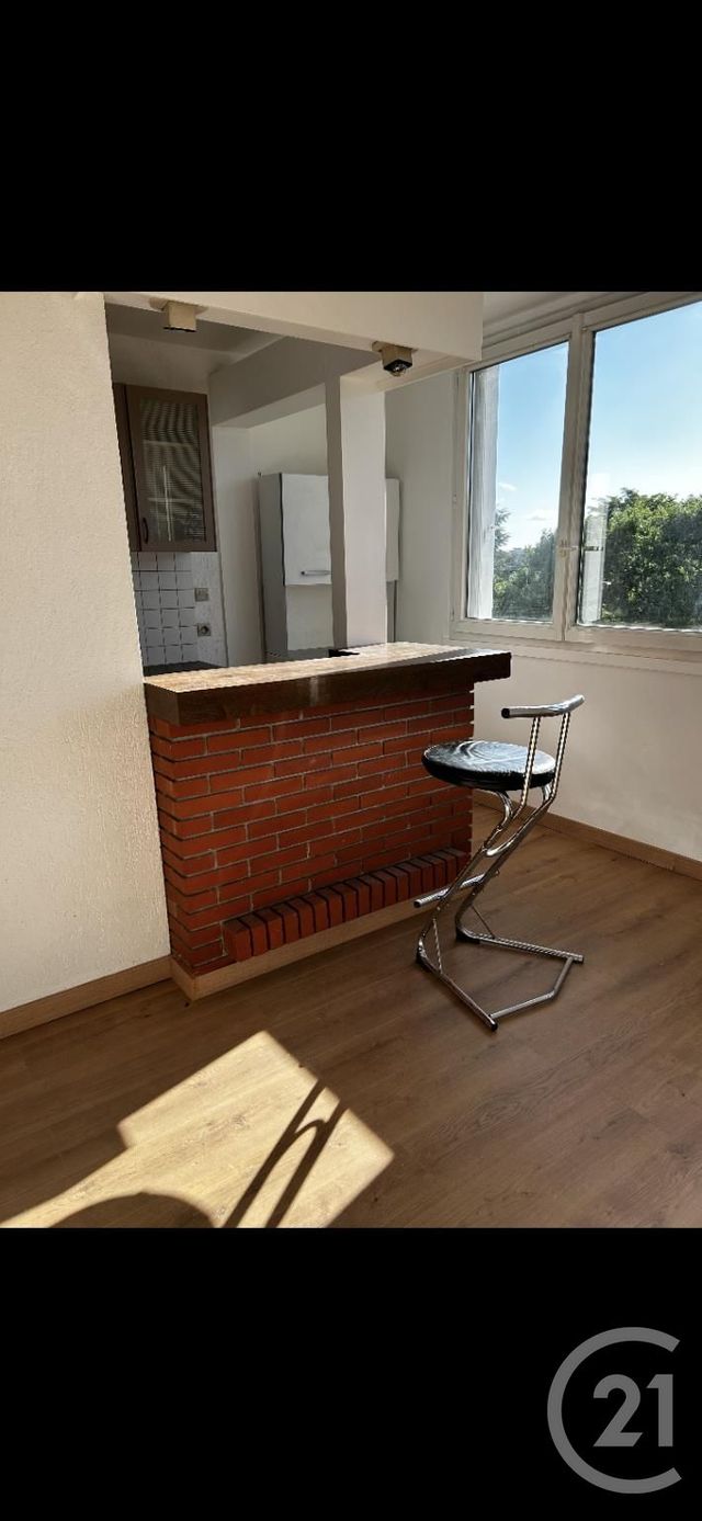 Appartement F1 à louer - 1 pièce - 27,18 m2 - Rueil Malmaison - 92 - ILE-DE-FRANCE