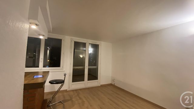 Appartement F1 à louer - 1 pièce - 27,18 m2 - Rueil Malmaison - 92 - ILE-DE-FRANCE